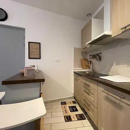 Joli Hypercentre T2, Classe Meuble De Tourisme 3 Avec Parking Gratuit Apartment Beziers