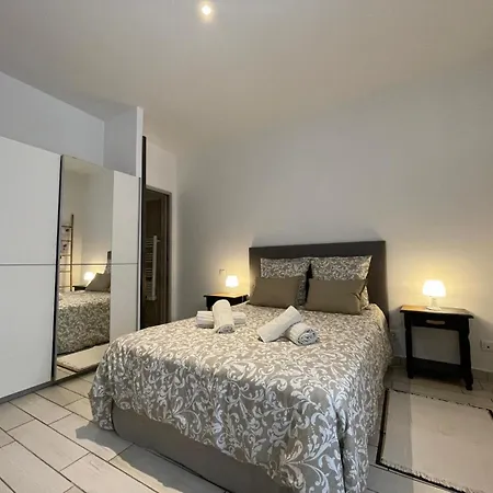 Apartment Joli Hypercentre T2, Classe Meuble De Tourisme 3 Avec Parking Gratuit