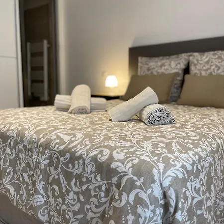 Apartamento Joli Hypercentre T2, Classé Meublé De Tourisme 3 Avec Parking Gratuit Béziers