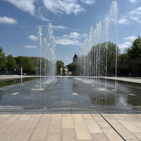 Apartment Joli Hypercentre T2, Classe Meuble De Tourisme 3 Avec Parking Gratuit Beziers