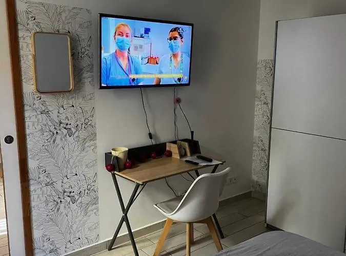 Joli Hypercentre T2, Classé Meublé De Tourisme 3 Avec Parking Gratuit