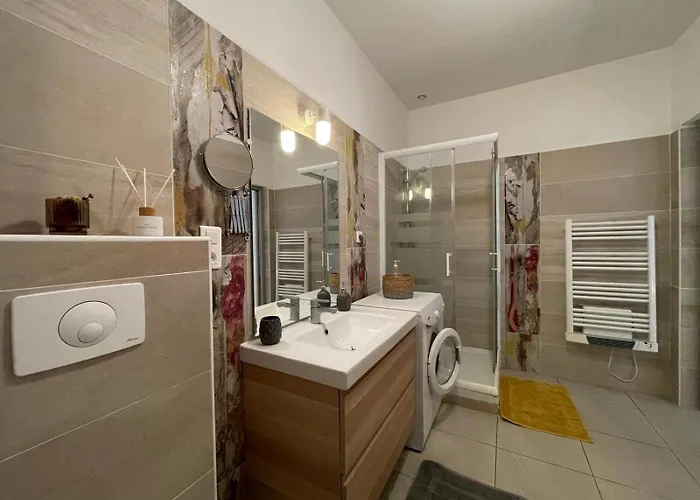 Apartamento Joli Hypercentre T2, Classé Meublé De Tourisme 3 Avec Parking Gratuit Béziers